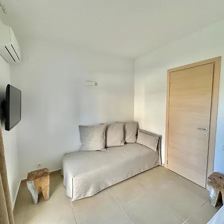 Athos Blue 2 * Nikiti (Sithonia)